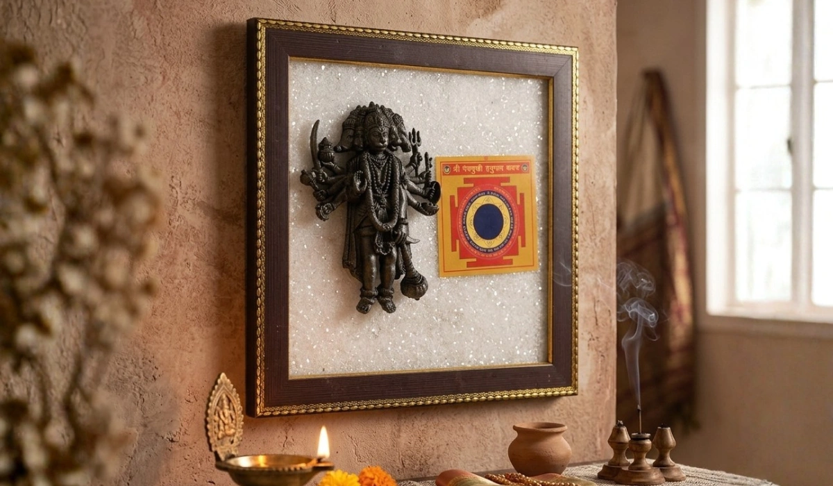 Benefits of Keeping a Pyrite Frame at Home